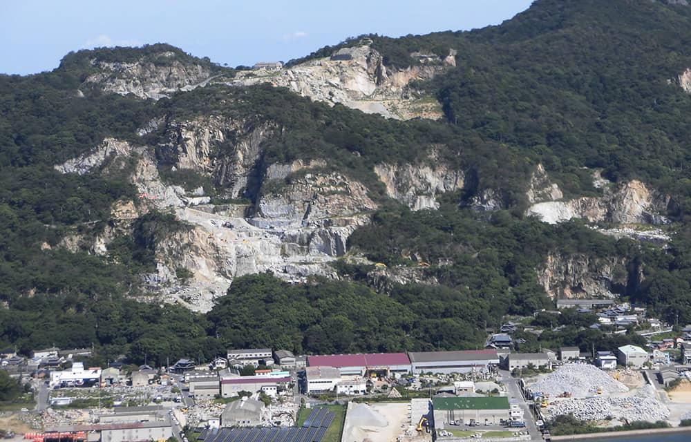 庵治石